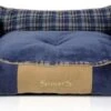 Scruffs Highland Box Bed – Stevige Hondenmand Van Hoogwaardige Chenille Stof Met Anti-slip Onderzijde – Kleur: Blauw, Maat: Large 1 Scruffs Highland Box Bed – Stevige Hondenmand Van Hoogwaardige Chenille Stof Met Anti-slip Onderzijde – Kleur: Blauw, Maat: Large -Hondenbenodigdhedenwinkel Scruffs Highland Box Bed Stevige Hondenmand van Hoogwaardige Chenille stof met anti slip onderzijde Kleur Blauw Maat Large