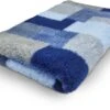 Vetbed Patchwork – Antislip Hondenmat – 150 X 100 Cm – Lichtblauw – Hondenbed – Benchmat – Voor Honden – Machinewasbaar Hondenkleed -Hondenbenodigdhedenwinkel Vetbed Patchwork Antislip Hondenmat 150 x 100 cm Lichtblauw Hondenbed Benchmat Voor Honden Machinewasbaar Hondenkleed
