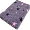 Vetbed Starry Night – Roze – Antislip Hondenmat – 150 X 100 Cm – Benchmat – Hondenkleed – Voor Honden -Machine Wasbaar -Hondenbenodigdhedenwinkel Vetbed Starry Night Roze Antislip Hondenmat 150 x 100 cm Benchmat Hondenkleed Voor Honden Machine Wasbaar